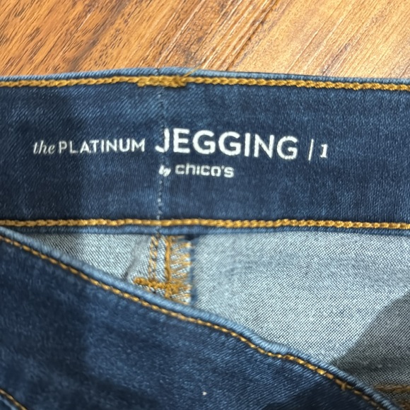 Jeans by Chico - Picture 2 of 2